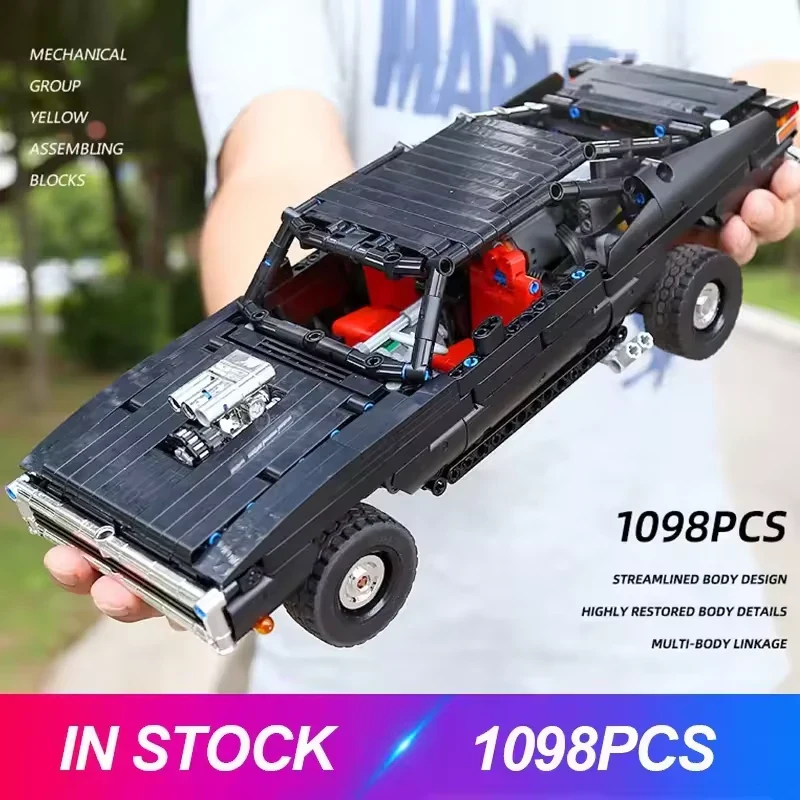 Mould King 13081 MOC-17750 Muscle Araba Model, 1098 Parça Lego Araba Seti